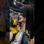 Austin Reaves made this young fan’s Christmas wish come true! 🎄❤️ #NBAXmas | #Shorts