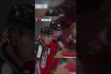 MacKenzie Entwistle and Jayden Struble throw down 🥊🥊🥊 #hockey #fight