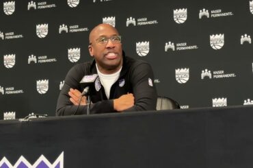 Mike Brown apologizes to Sacramento Kings fans after 133-100 loss to the New Orleans Pelicans