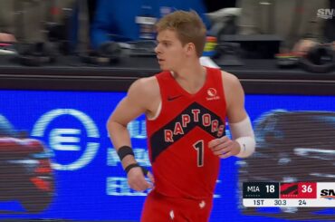 Gradey Dick drills in the 3-Pointer vs Heat