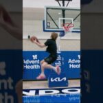 @TristanJass  crashed Mac McClung's dunk practice to toss a trick shot style assist! 🤯