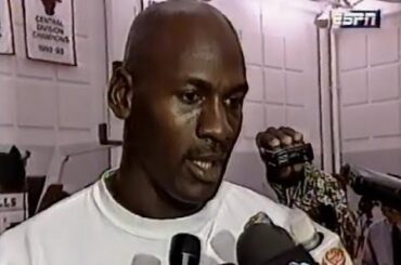 Which Chicago Bulls team is better?! 1993 (champs) or 1996 [in-season record 28-3 @ time of feature]