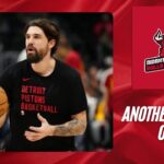 Should the Chicago Bulls pursue Joe Harris as a buyout option???