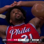 Joel Embiid shaken up after dunk vs. Knicks | NBA on ESPN