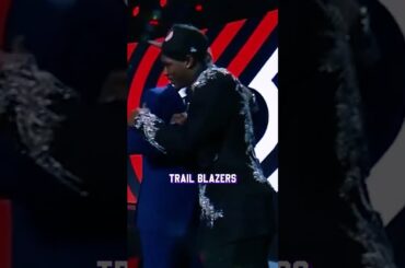 Charlotte Hornet Fans REMEMBER This?🤣🤷‍♂️ #shorts #brandonmiller #lameloball #charlottehornets #nba