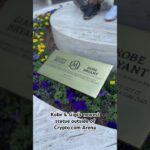 The Los Angeles Lakers unveil Kobe & Gigi's statue outside of Crypto.com Arena 🙏💜💛 #KobeBryant