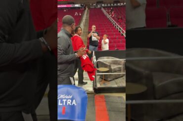Sengun's showing love 🫶| Houston Rockets