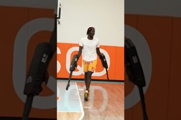 Can you score on the World’s Tallest Basketball Player?