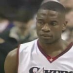 Iverson vs Ray Allen！Throwback NBA Playoffs ECF 2001.5.22  Milwaukee Bucks at Philadelphia 76ers G1