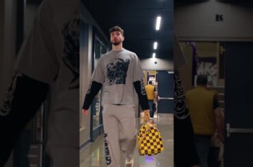 Clockin' in | Houston Rockets