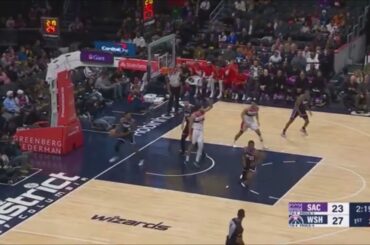 𝐁𝐑𝐄𝐀𝐊𝐈𝐍𝐆 𝐍𝐄𝐖𝐒: Former Wisconsin Star Johnny Davis Traded To Memphis Grizzlies | 2024 NBA Season