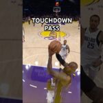 Reaves 3/4-court Alley-Oop pass to LeBron!