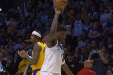 Anthony Edwards throws ball into crowd after getting ejected vs Lakers 😳