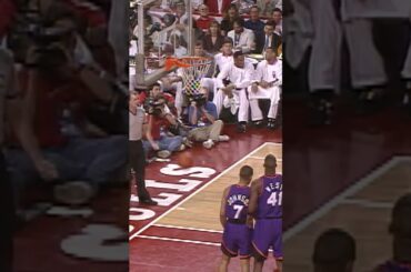 Michael Jordan Pinch Post Backdoor Alley Oops