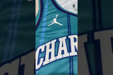 Regata NBA Charlotte Hornets Nº1 / Ball