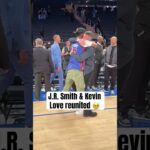 J.R. and K Love embrace at MSG ❤️🙌
