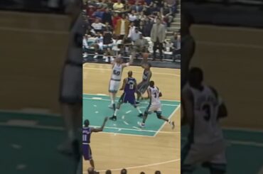 Ray Allen Highlights - 2001 Milwaukee Bucks vs Vancouver Grizzlies