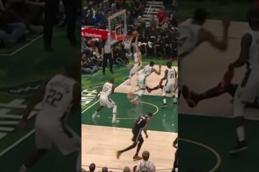 Claxton tried to DUNK on GIANNIS... Better Luck Next Time - Bucks vs Nets