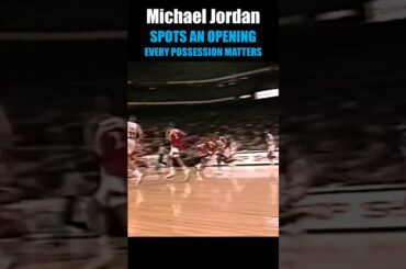 Michael Jordan's LOOKS SO EASY Read & Drive for the Layup vs. the Hawks!  #goat #nba