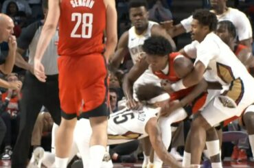 Amen Thompson and Jose Alvarado FIGHT in preseason and neither get ejected 😳