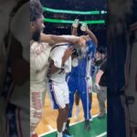 “That’s a Debut, 77!” 👏