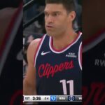 Brook Lopez from deep👌