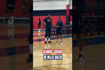 New signing DeAndre Jordan practices at shootaround #pelicans #nba
