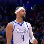 JALEN SUGGS WAS IN THE ZONE VS THE CLIPPERS!!!!