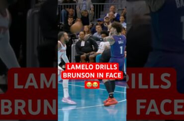 LaMelo hits Brunson in the face 😭