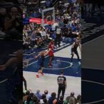 Bari making plays on both ends 👏 #rockets