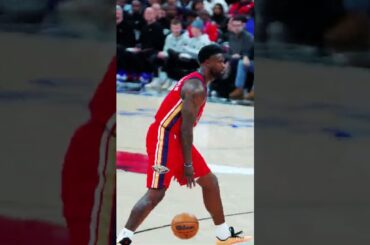 Zion Williamson finds cutting Trey Murphy III for layup #pelicans #bulls #highlights