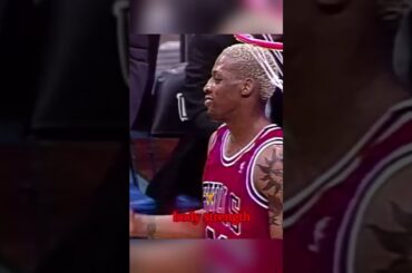 Shaq Said: "He's Leaving On A Stretcher." 🚑 Then THIS Happened. #dennisrodman #shaq #chicagobulls