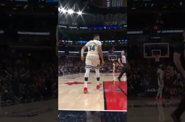 😡 ¡POLÉMICA! Está JUGADA de Giannis ha ENFADADO a los Chicago Bulls 😳