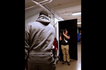 Zion Arrives 💪 Pelicans vs. Lakers #nba #shorts