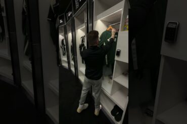 Set up Ryan Rollins' locker for a gameday #bucks #nba #rollins #equipment