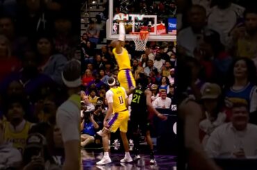 LeBron James STILL THE KING 👑🔥 TORCHES the Pelicans