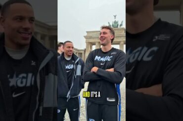 Orlando Magic visit Brandenburg Gate in Berlin! 🇩🇪