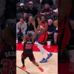 8 STRAIGHT points from Jabari in the 4th 👏 #rockets