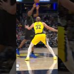 Derik Queen finds Trey Murphy III for alley-oop slam #pelicans #pacers #highlights