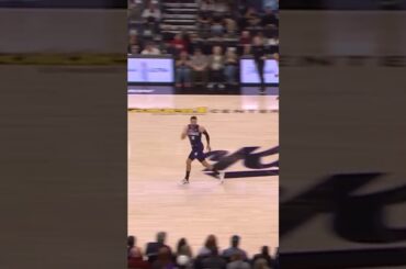 How Not To Run A Fast Break 😂