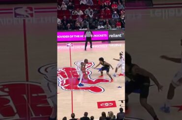 That's a new career-high 7️⃣ three-pointers for Jabari! 🙌 #rockets