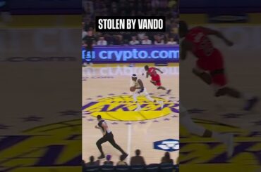 Vando took it and took OFF #Lakers