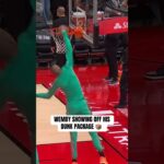 Wemby makes WILD dunk look easy 🤯