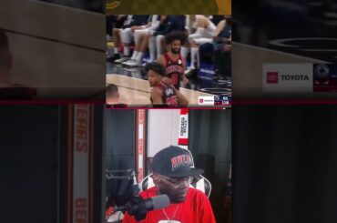 Coby White 4 3's in a Minute!