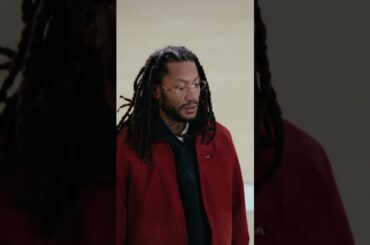 D-Rose's first look at his #1 banner 🌹 ##chicagobulls #nba #shorts #basketball