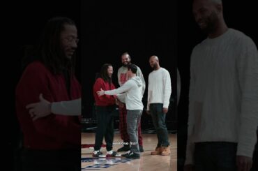 Pooh's family & teammates surprised him seeing the banner for the first time 🌹 #chicagobulls #nba