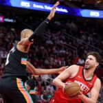 Alperen Şengün ⚔️ Victor Wembanyama | Spurs 🆚 Rockets | 20.1.2026