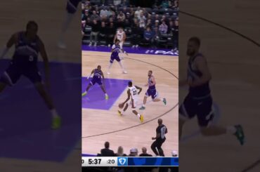 BIG Bam block 👉 Pelle triple! 💪 #miamiheat #nba #basketball