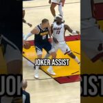 Nikola Jokić with a BEAUTIFUL PASS 🤯🎯 #nba #basketball #shorts