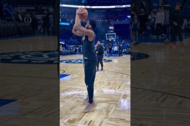 #NBA - #Cavs dominaron 119-105 a  #Magic gracias a @spidadmitchell 27 puntos, 17 en el 4to parcial